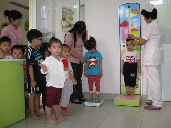 Đánh giá trẻ không chỉ bằng một cái cân!
