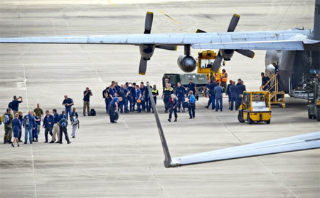 Truy lùng kẻ chủ mưu rút tiền của nạn nhân MH370