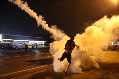 Hình ảnh tái bùng phát bạo lực ở Mỹ