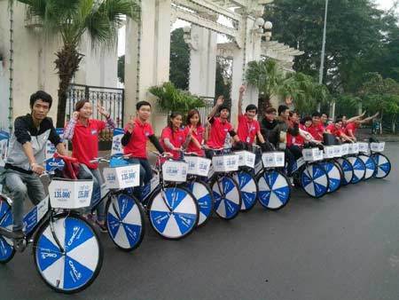 CMC Telecom tặng quà khách hàng Đà Nẵng