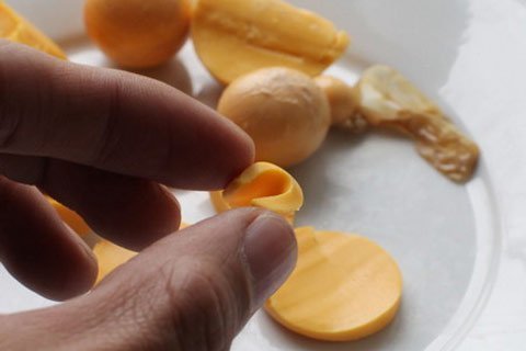 Phát khiếp trứng gà biến dị khác thường