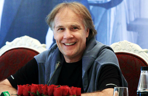 Richard Clayderman đến bằng tình yêu Hà Nội và âm nhạc