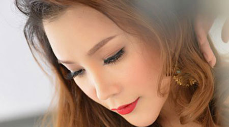 Hồ Quỳnh Hương: “Tôi may mắn khi rút lui khỏi showbiz”