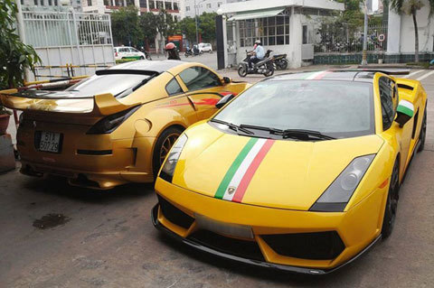 Lamborghini Aventador của Minh nhựa tái xuất ở Sài Gòn