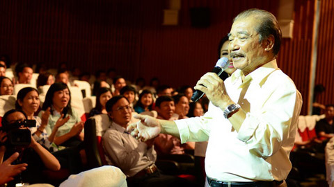 Điều gì khiến NSND Trần Hiếu khóc 30 phút?