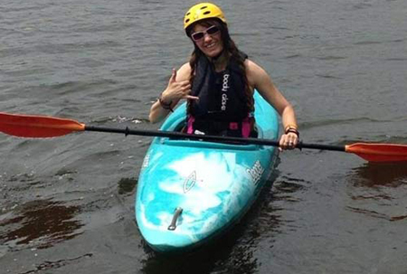 Học sự dũng cảm từ bà mẹ đơn thân nuôi 3 con