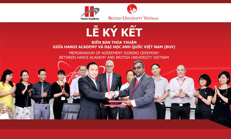 Học song ngữ, rộng cửa vào ĐH