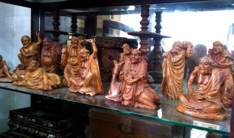 Độc phẩm gỗ sưa định giá bằng vàng