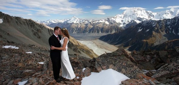 Top 10 địa điểm cưới lãng mạn nhất thế giới