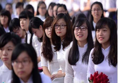 Hình ảnh nhiều trường học khai giảng sớm