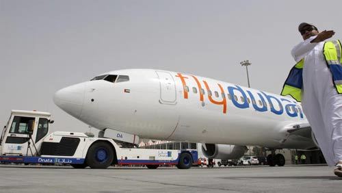 Máy bay chở 100 người Mỹ bị ép hạ cánh ở Iran?