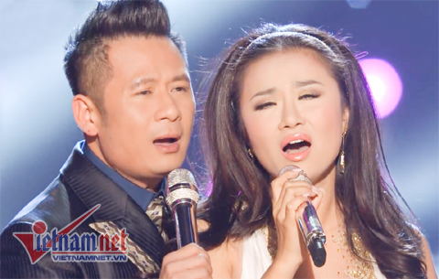 Bằng Kiều tình tứ với 
