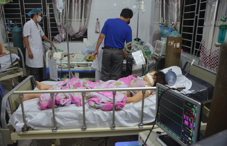 Vụ ngạt khí tại quán karaoke: Đã có 8 người chết