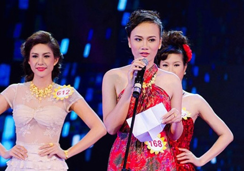 Những màn ứng xử 'cười ra nước mắt' của người đẹp Việt