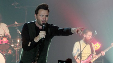 Cựu thủ lĩnh Westlife chinh phục fan Việt