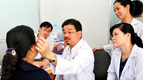 Về nước, tới thẳng...thẩm mỹ viện 