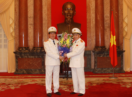 Thăng cấp hàm Thượng tướng cho Thứ trưởng Công an Tô Lâm