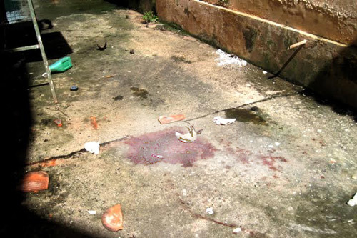 Nhảy lầu tự tử vì nhập viện…quá nhiều lần