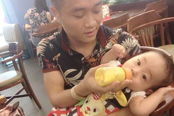 Tâm thư của bố trẻ mong vợ quay về trong ngày sinh con gái