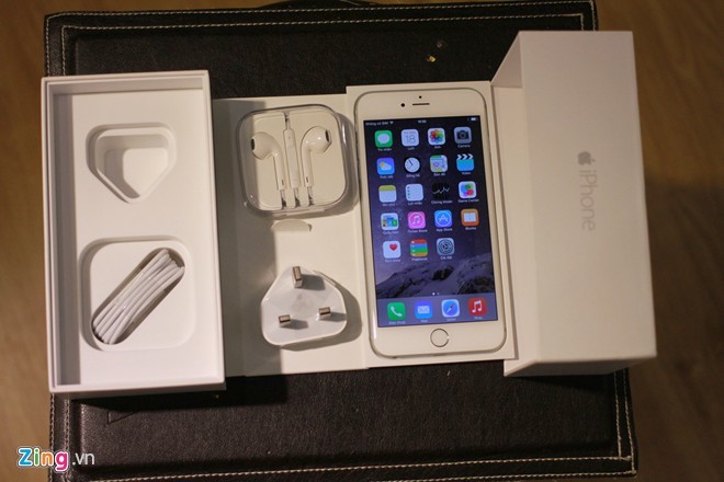 Đập hộp iPhone 6 Plus đầu tiên tại Việt Nam