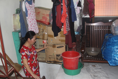 Cảnh sống tạm bợ của gia đình có hai liệt sỹ, mẹ VNAH