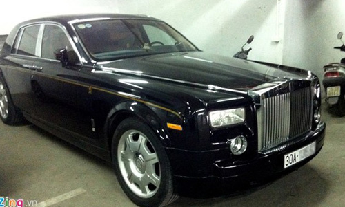 Thêm một Rolls-Royce rồng về tay đại gia Hà thành