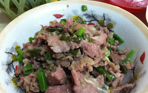 Lãi 100 triệu/tháng từ bán bánh mỳ sinh viên