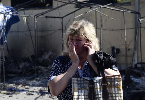 Máu nhuốm đỏ lệnh ngừng bắn ở đông Ukraina