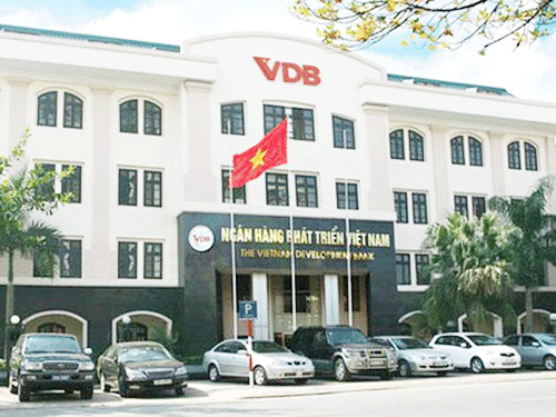 Đại án VDB Đăk Nông: Mặc tư nhân ‘chiếm đoạt’ tiền nhà nước?