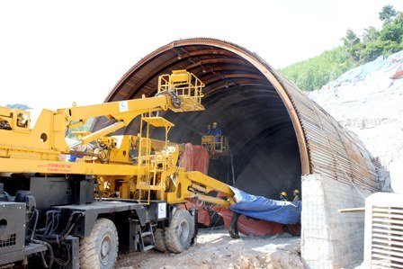 Nguyên Bộ trưởng Hồ Nghĩa Dũng rút khỏi HĐQT Đèo Cả