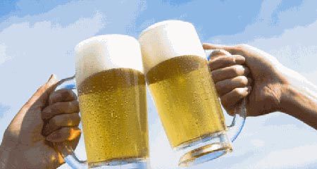 Sắp đồng loạt tăng thuế thuốc lá, bia, rượu?