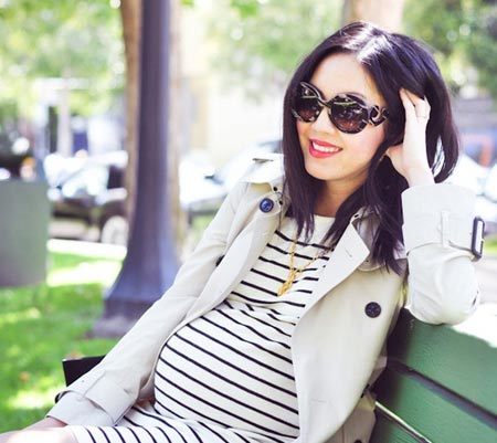 Những kiểu áo khoác mỏng dễ mặc cho thời kì bầu bí