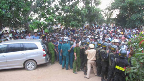 Nhóm người nghi 'bắt trẻ em, mổ bụng' ở Bình Thuận là ai?