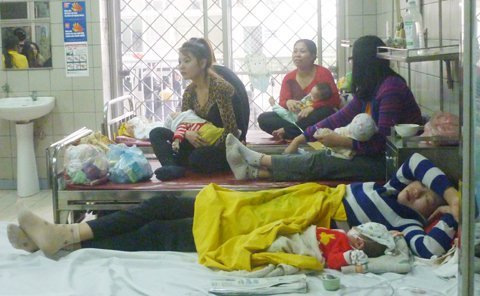 Giao mùa, trẻ mắc bệnh hô hấp tăng