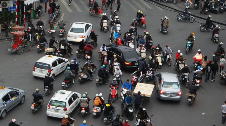 Người Việt mất tiền oan vì “lỡ” đi ôtô
