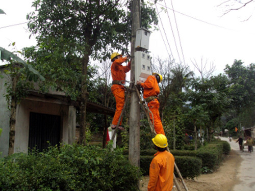 Tổng giám đốc phát ngôn hớ, EVN vội vàng đính chính