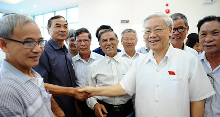 Tổng bí thư: Diệt chuột đừng để vỡ bình