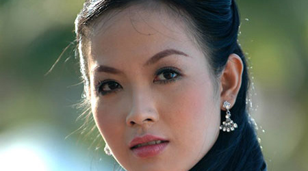 Hoa hậu VN-Đêm chong đèn ngồi nhớ lại: 