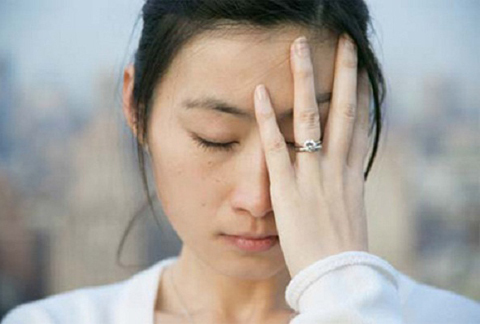 Ứa nước mắt khi chồng cho vợ 200 nghìn để nuôi con