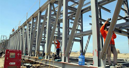 Lao động TQ ở Vũng Áng: Phó mặc Nhà nước VN?