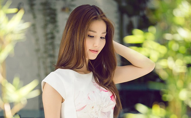 Diễm My 9X: 'Tôi bất ngờ khi bạn trai cầu hôn''