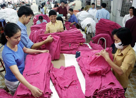 Chúng ta sẽ đi làm thuê trên chính đất nước mình?