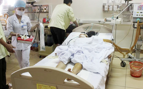 Thai phụ bị ô tô kéo lê 50m đang hồi phục