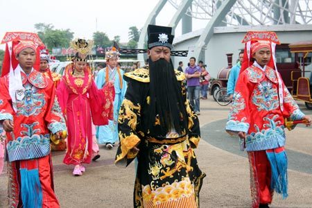 TQ muốn lôi cổ quan tham về nước