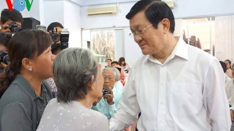 Chưa đẩy lùi tham nhũng, dân gay gắt là phải