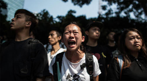 Cảnh sát và người biểu tình Hong Kong đụng độ dữ dội