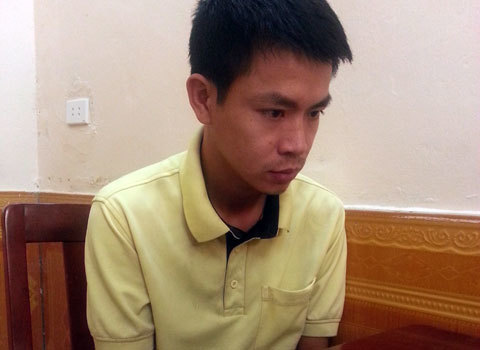 Giả công an lừa tình gái trẻ