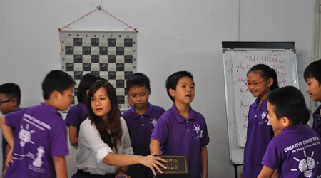 12 suất học bổng học cờ  cùng kiện tướng