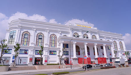 Khai trương TTTM 'siêu đẹp' bên Vịnh Hạ Long