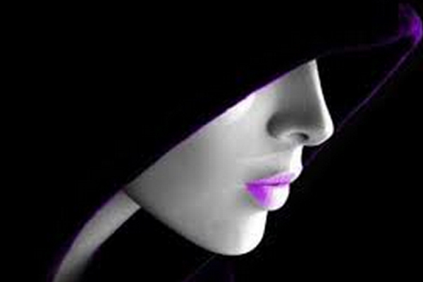 Nên chọn bức ảnh đại diện nào trên Facebook?